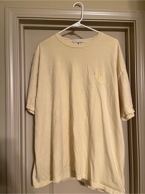 Soft Cream Long-Sleeve Men’s Tee with Subtle Chest Monogram